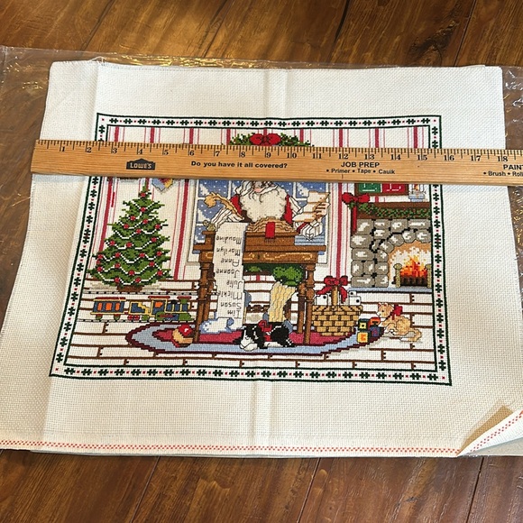 Large completed Counted Cross Stitch Art ‎ Christmas Checking His List S… - Picture 7 of 8